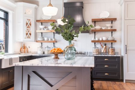 Hitson Cabinets is Chattanooga's Premier Cabinet Maker. For all cabinet needs in the Chattanooga and surrounding areas, call Hitson cabinets today.
