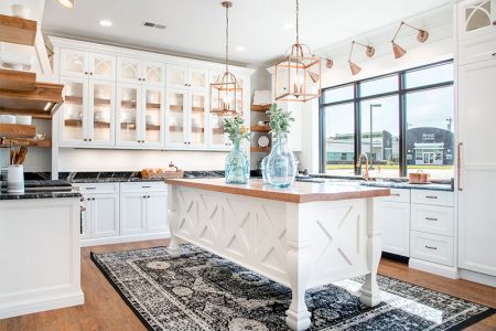 Hitson Cabinets is Chattanooga's Premier Cabinet Maker. For all cabinet needs in the Chattanooga and surrounding areas, call Hitson cabinets today.